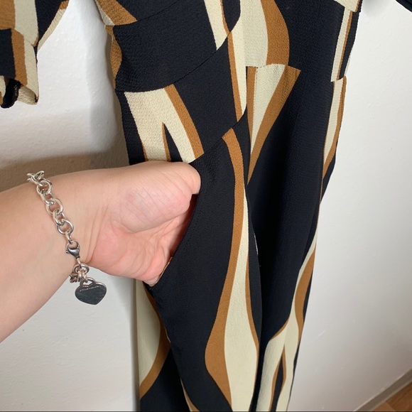 Huong | Cold shoulder | Cropped |Wide Leg Jumpsuit - Picture 7 of 8